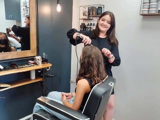  Charlotte André Salon – Le Mans